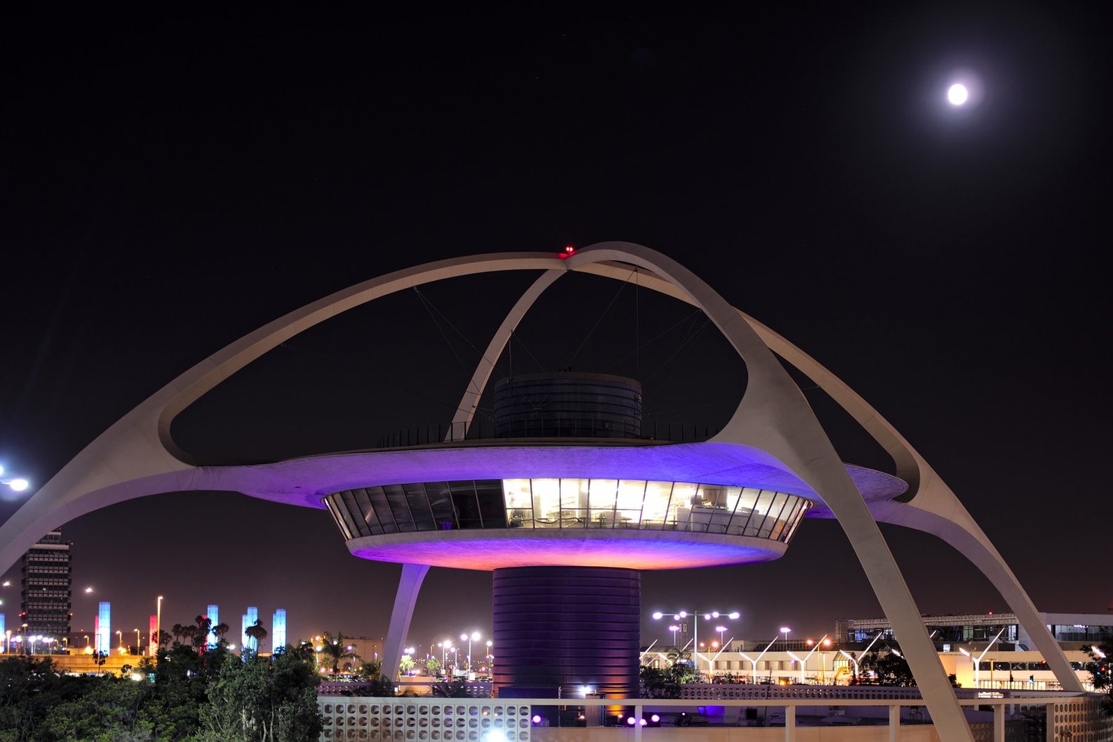 LAX Theme Building, Los Angeles CA — Website Designer in Los Angeles